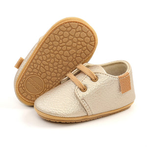 Open image in slideshow, Slip-On Moccasins - White