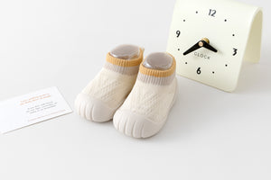 Open image in slideshow, First Baby Shoe Walkers - Beige
