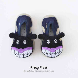 Open image in slideshow, Baby Doll Sock Shoes - Happy Cow
