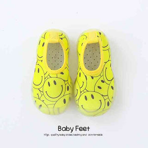 Open image in slideshow, Baby Water Shoes - Yellow Smiles
