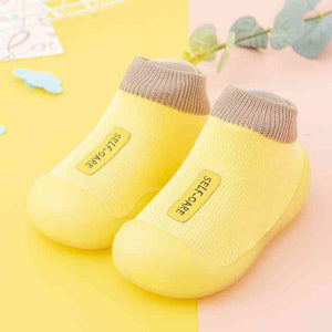 Open image in slideshow, Premium Baby Sock Shoes - Yellow
