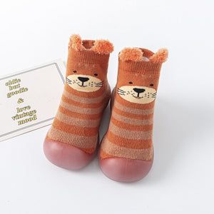 Open image in slideshow, Winter Baby Sock Shoes - Red Cat
